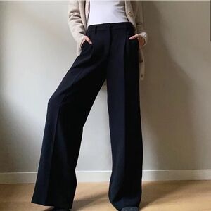 ✨ Aritzia Wilfred Black Pleated Wide Leg Trousers Pants